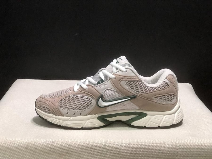 Nike V5 RNR