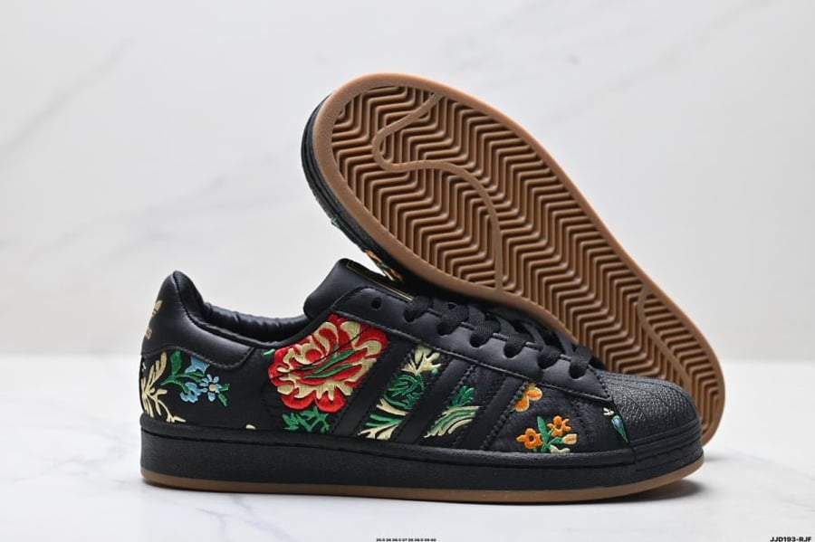 adidas Superstar II Shoes Black / Floral Stitching