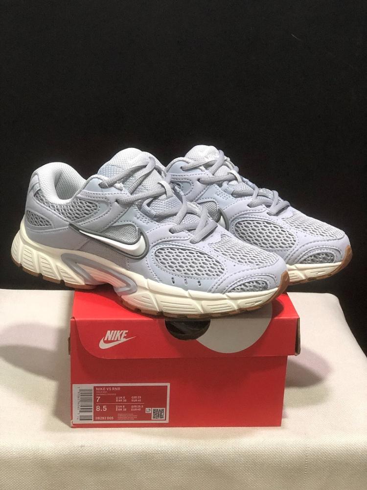 Nike V5 RNR