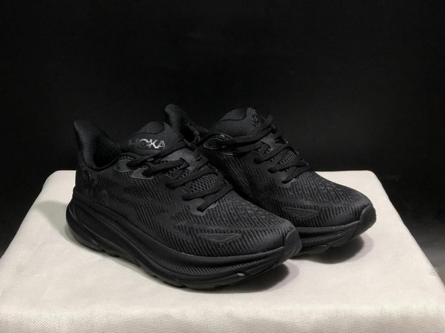 حذاء سنيكرز HOKA Clifton 9