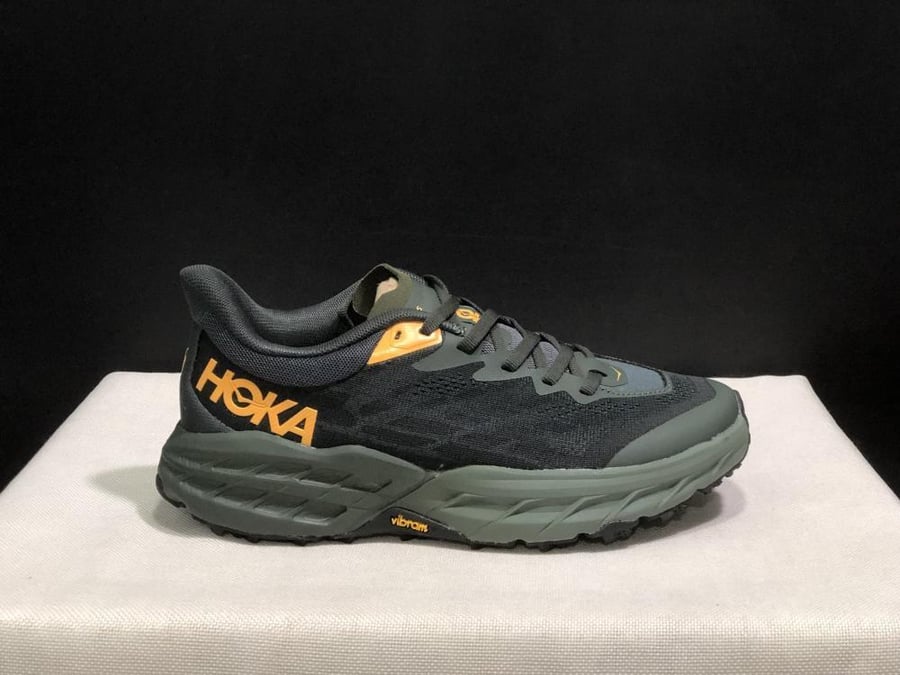 حذاء سنيكرز هوكا HOKA Speedgoat 5