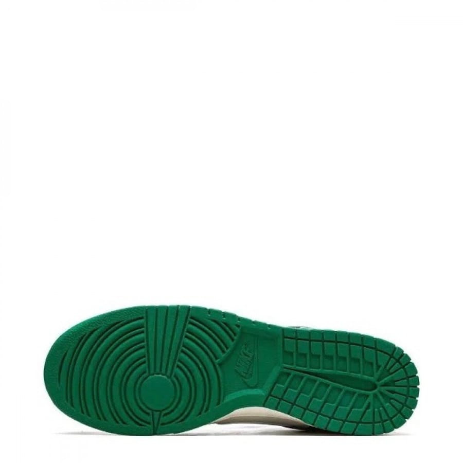Nike Dunk Low Retro SE "Lottery Pack - Green" sneakers