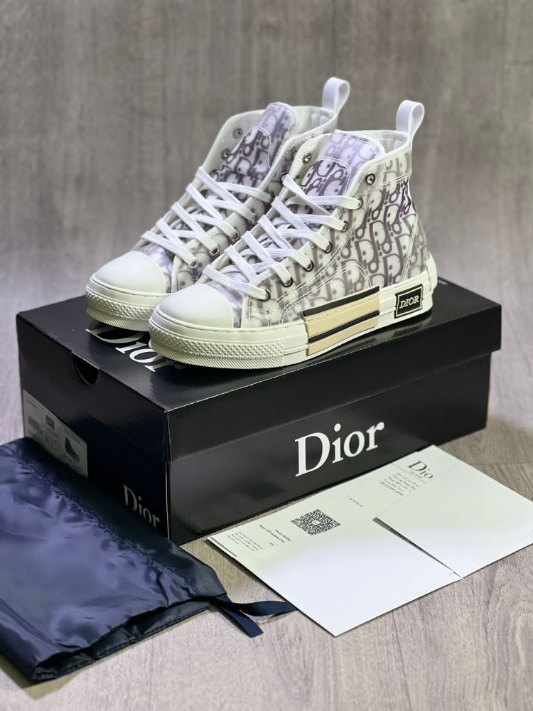Converse x Dior seankers