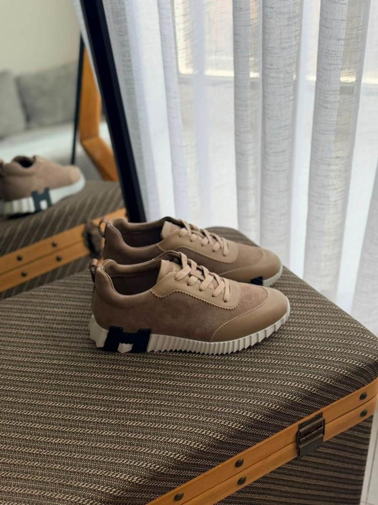 حذاء هيرمس كوفي – Hermès Bouncing Étoupe