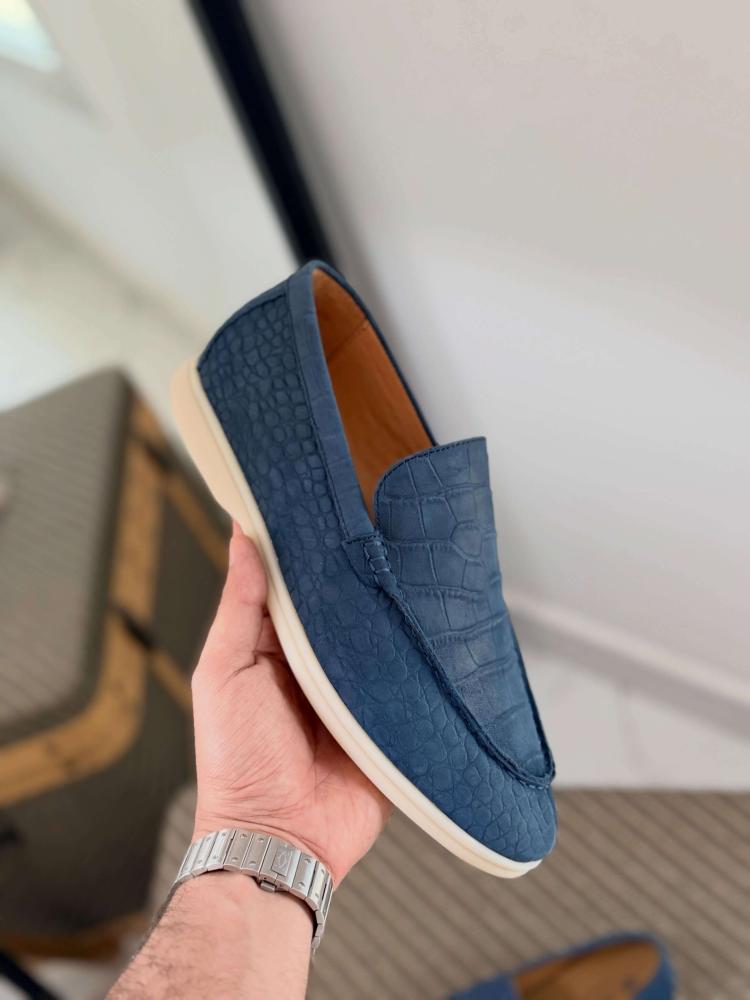 لوفر لورو بيانا رجالي أزرق فاخر بنقشة جلدية – Blue Textured Loafer
