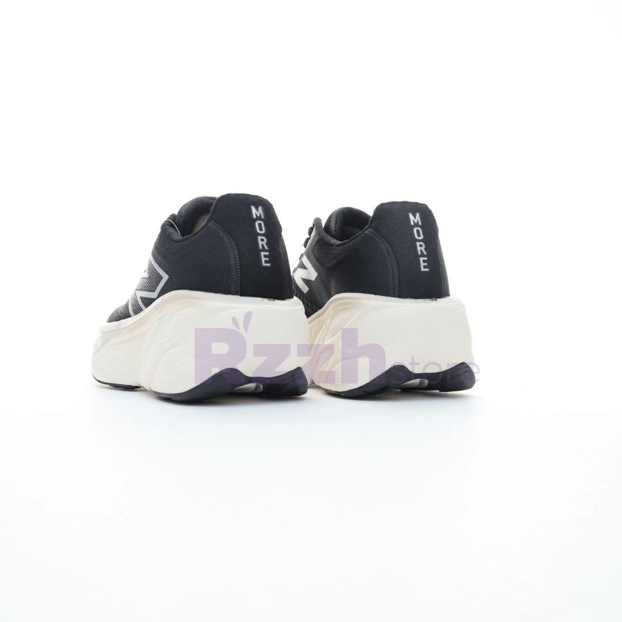 New Balance Fresh Foam More v4 Black White