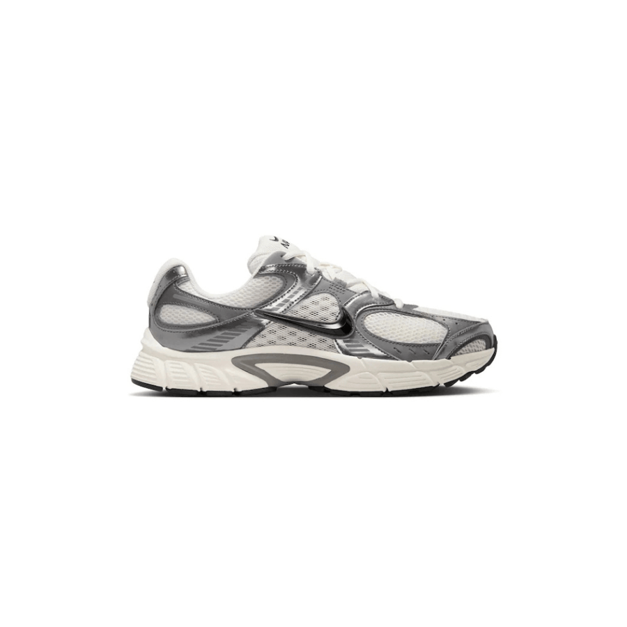 حذاء نايك V5 RNR فانتوم ورمادي وأسود – Nike V5 RNR Phantom/Pencil Point/Black
