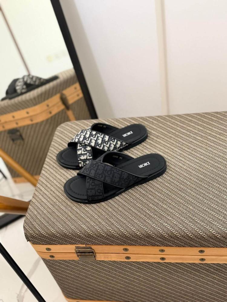صندل كرستيان ديور أسود – Christian Dior Black Sandals