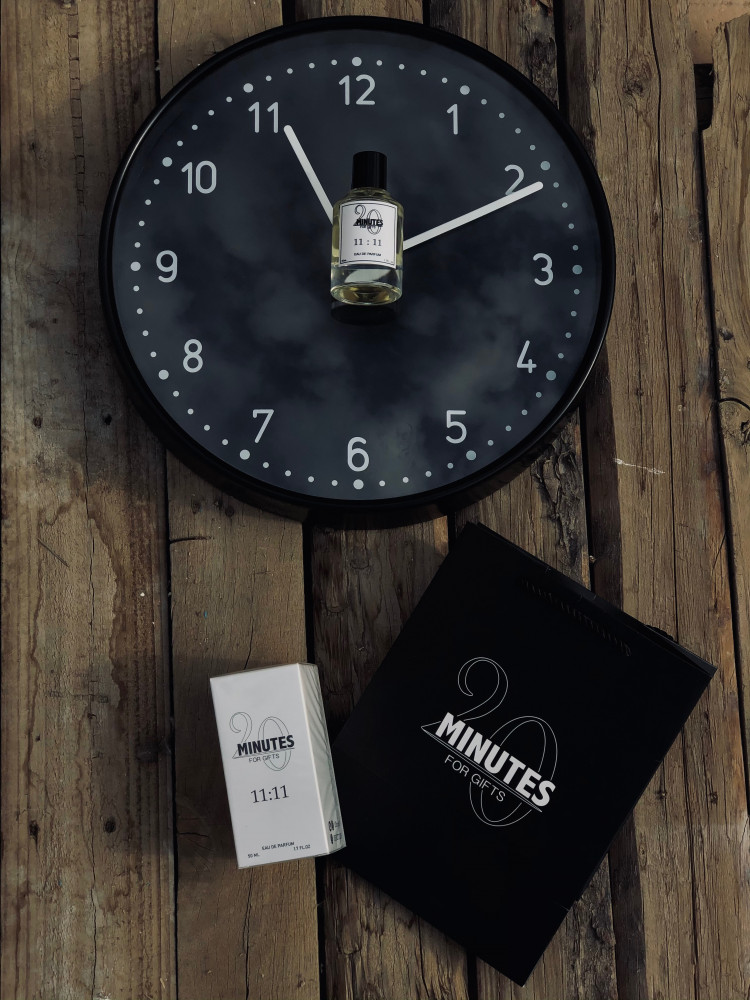 عطر 11:11