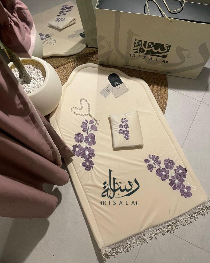 طقم صلاة الياسمين +بيت مصحف