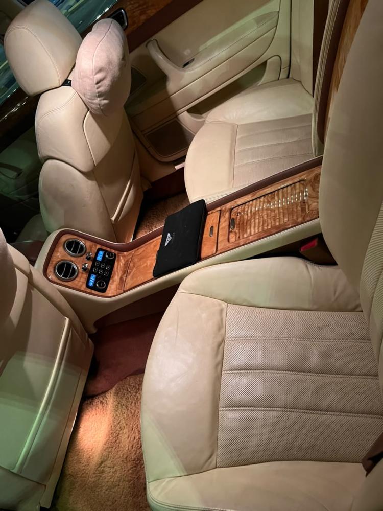 بنتلي للبيع / Bentley for sell