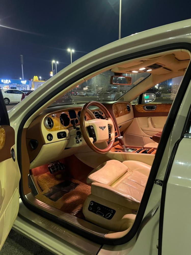 بنتلي للبيع / Bentley for sell