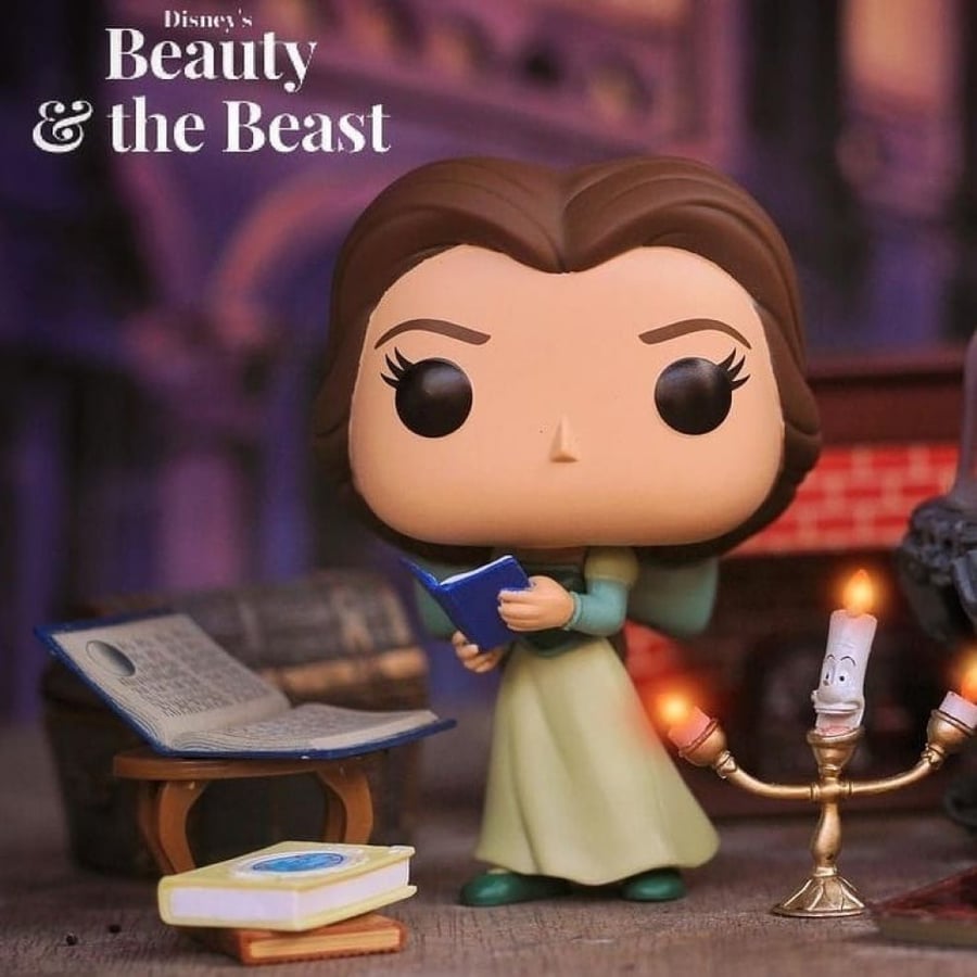 Funko Beauty and the Beast 30th Anniversary - Belle in Green Dress w/ Book ECCC 2021 Spring Convention Exclusive