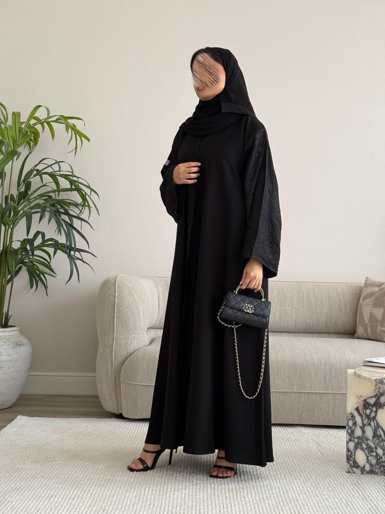 عباية سارَه