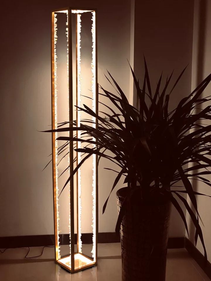 مصباح أرضي led من الكريستال