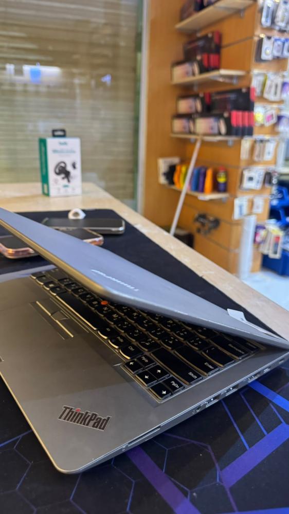 Lenovo 13