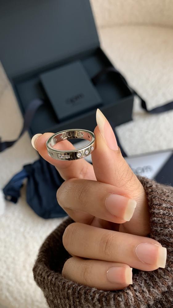 Apm silver ring box with its accessories