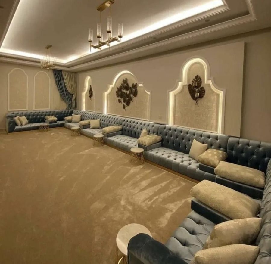 كنب ارضي متصل بتصميم مميز