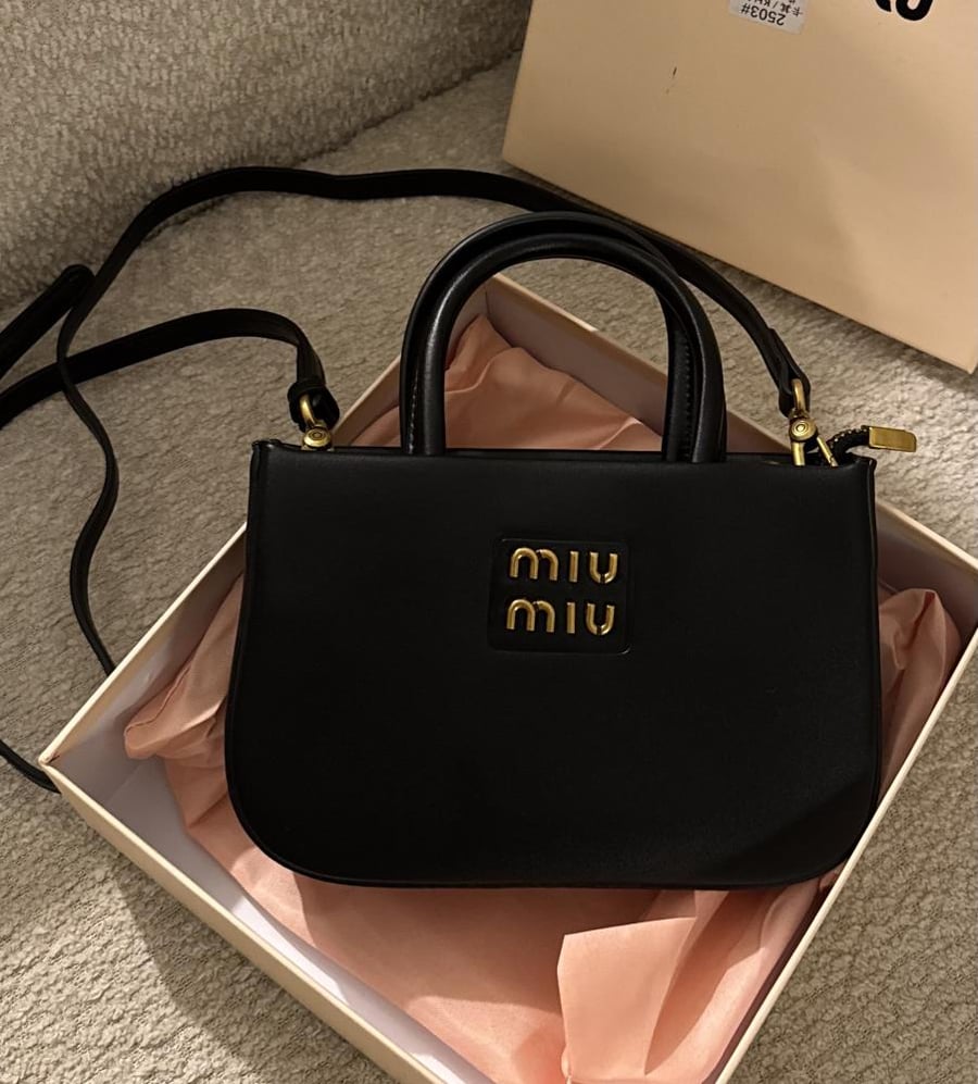 شنطة براند MIU MIU