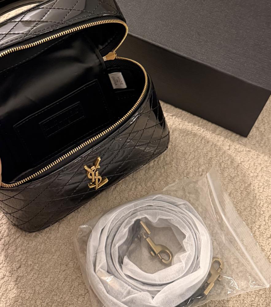 شنطة براند SAINT LAURENT