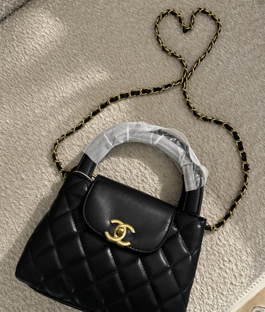 شنطة براند CHANEL