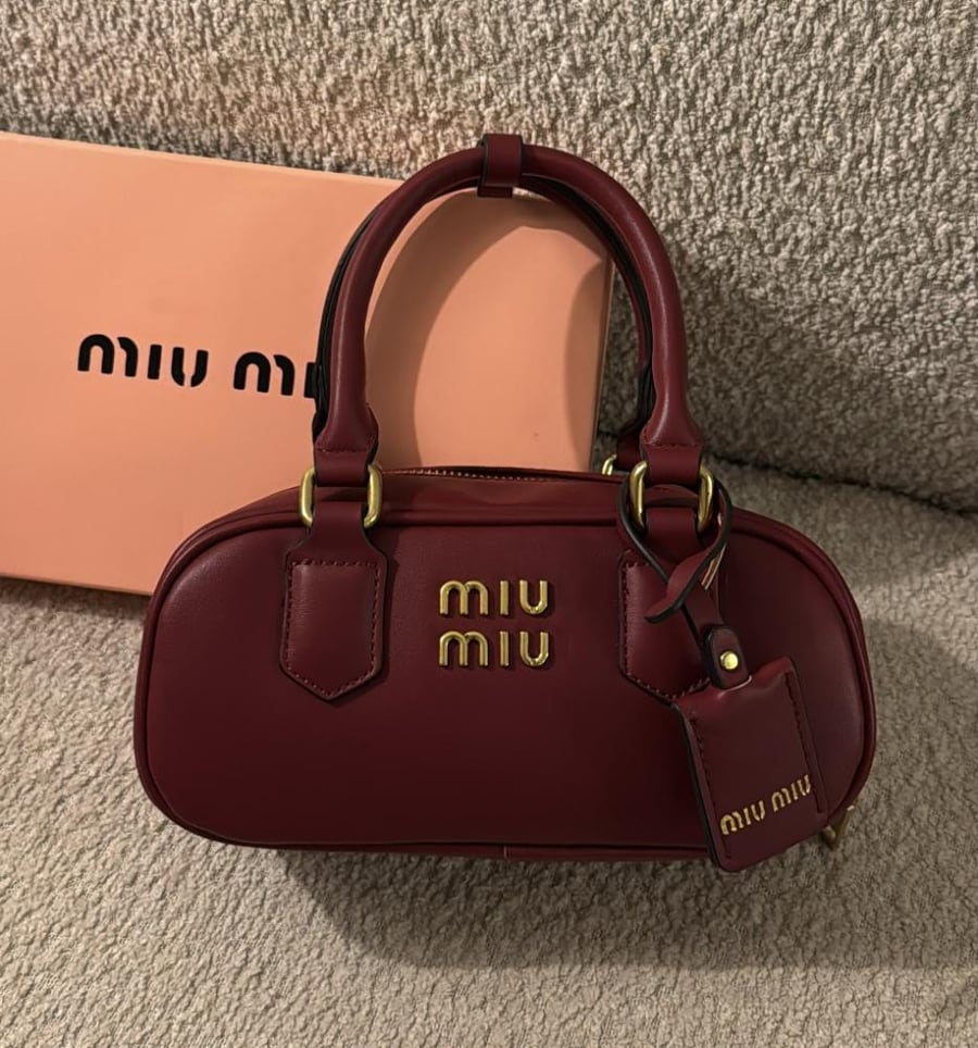 شنطة براند MIU MIU
