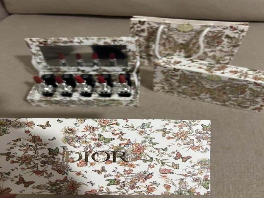 مجموعة ارواج ديور ابيض فراشة Dior
