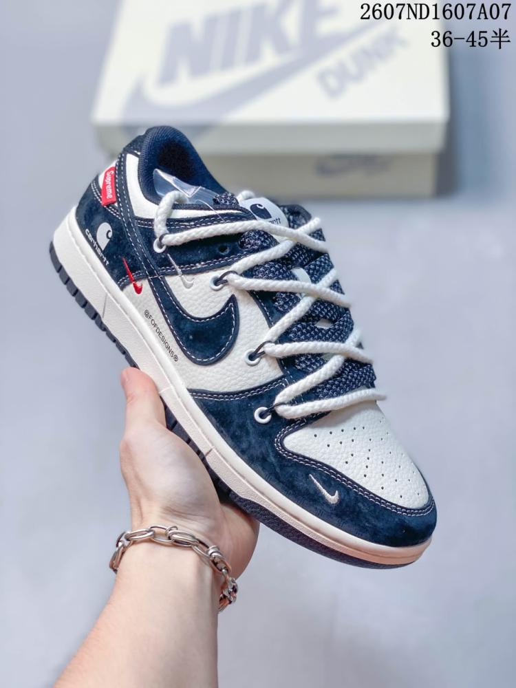حذاء Nike SB Dunk Low Pro x Supreme x Carhartt