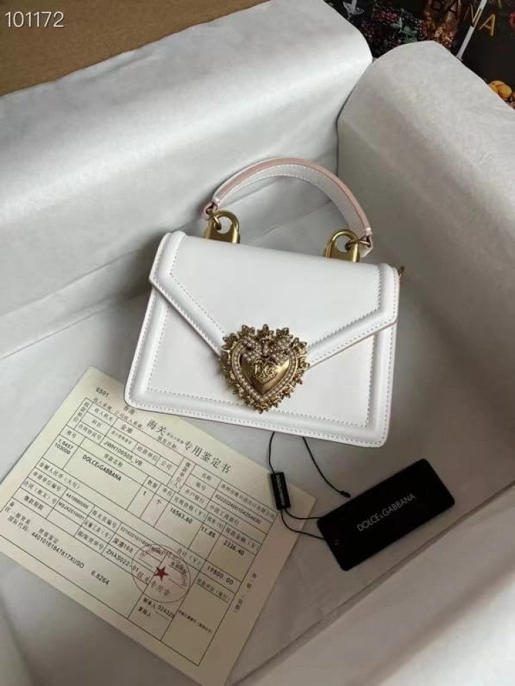 DOLCE a GABBANA