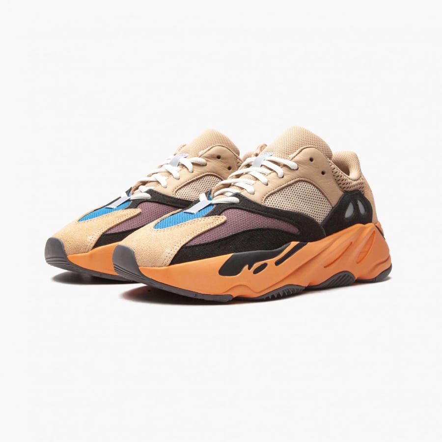 YEEZY BOOST 700 "Enflame Amber