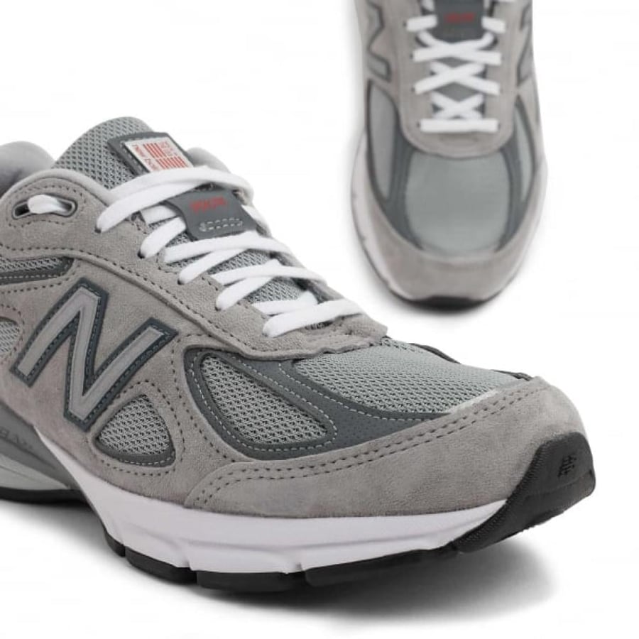 سنيكرز نيو بالانس 990 V4 رمادي جلدي شبكي