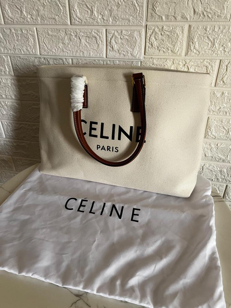 Celine 41 cm large bag in white with handle