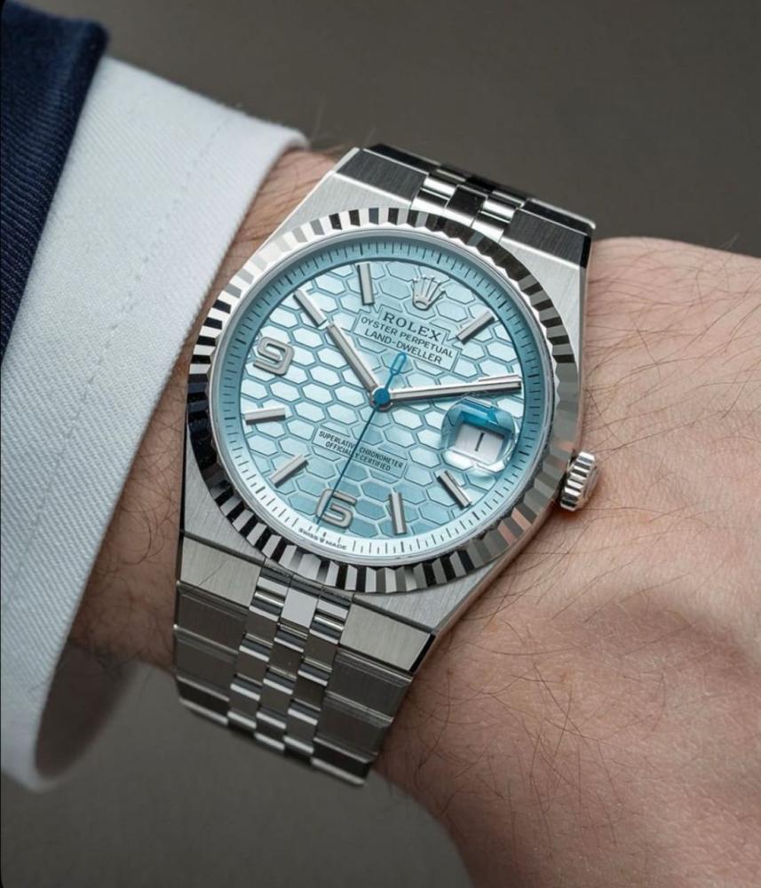 ساعة يد رجالي روليكسRolex watch   سيلفر بلو