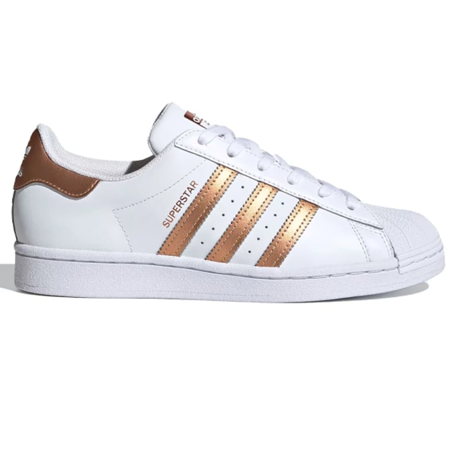حذاء للجنسين adidas سوبر ستار ابيض بخطوط ذهبي