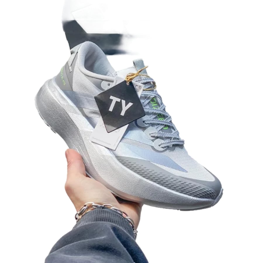حذاء المشي adidas ادزيرو Evo SL سوفت سيلفر