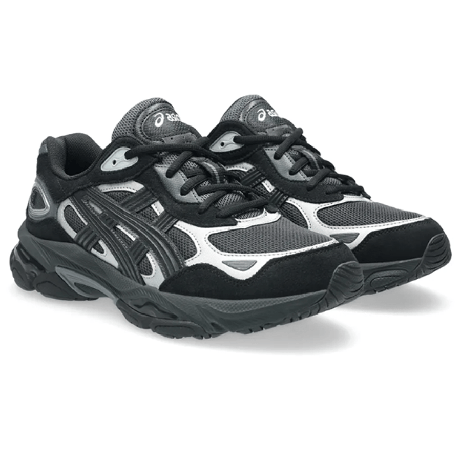Asics حذاء جري جيل NYC للجنسين بلون الأسود