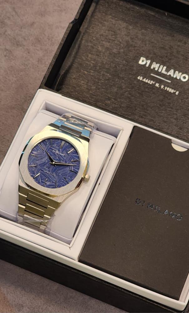 ساعة يد D1 milano watch رجالي معدنية سيلفر ويذ نيفي