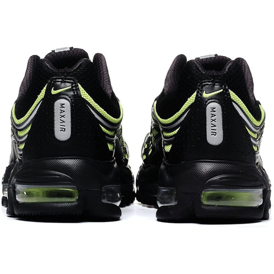 حذاء رياضي NIKE ايرماكس TL2.5 باللونين الأسود والأخضر