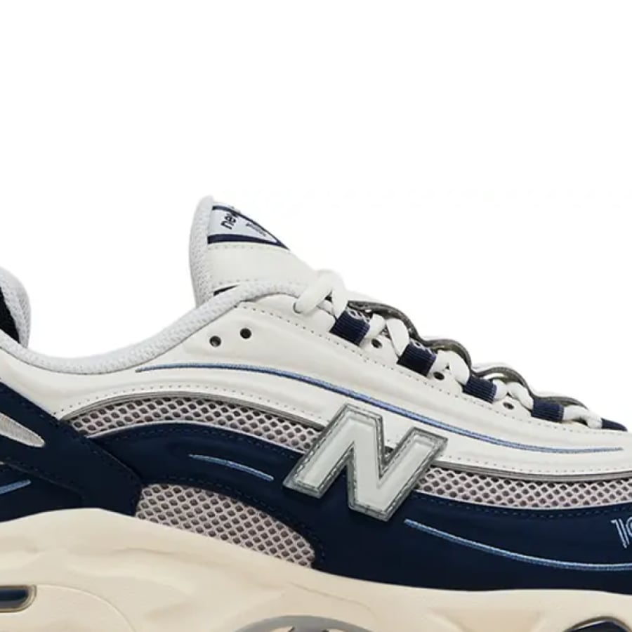 New Balance 1000 Running Shoes in Blue Knight and White