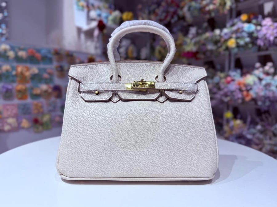 شنطة نسائية من هيرميس جلدية 25cm بيضاء