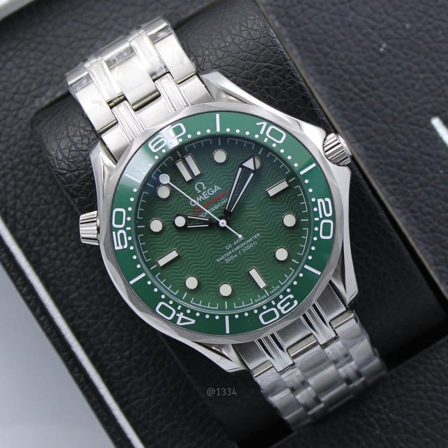 Omega Seamaster Diver Men's Watch, Silver, Emerald Green Dial