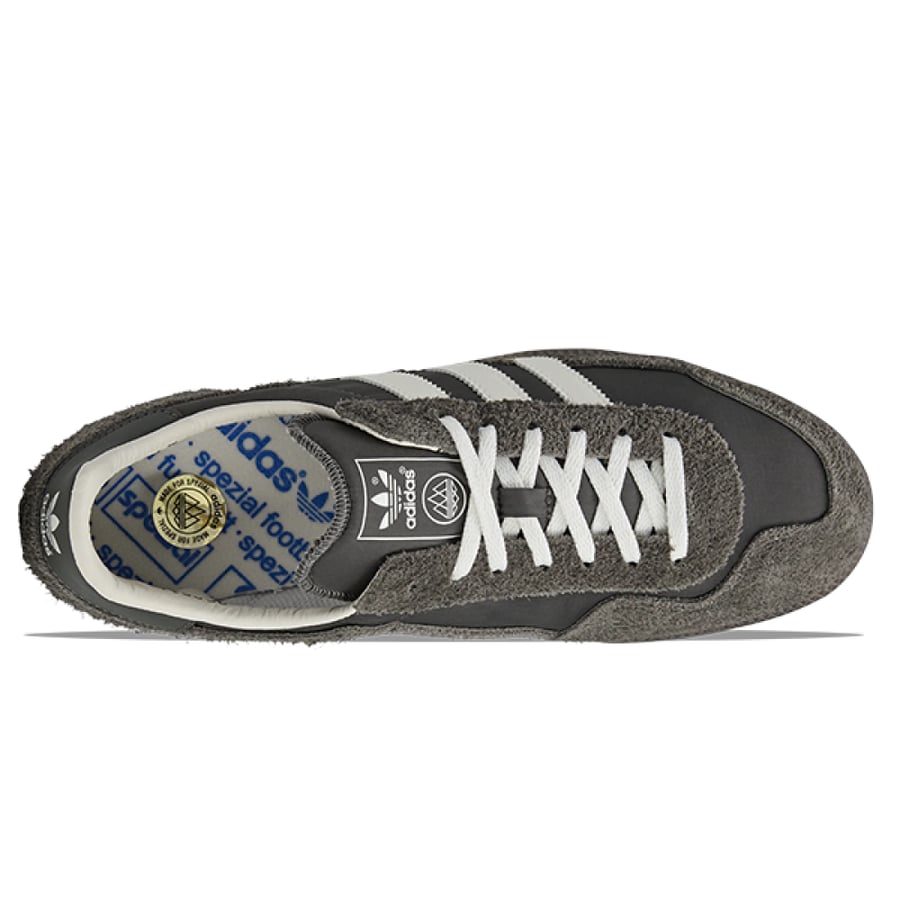 اديداس Wensley SPZL للجنسين بلون رمادي وخطوط بيضاء