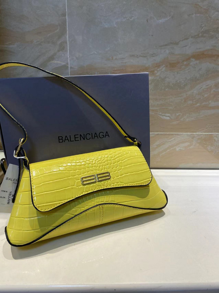 BALENCIAGA