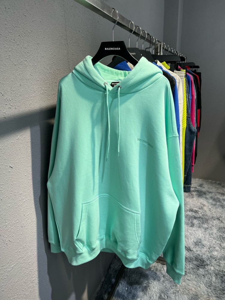 BALENCIAGA