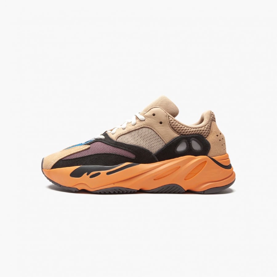 YEEZY BOOST 700 "Enflame Amber