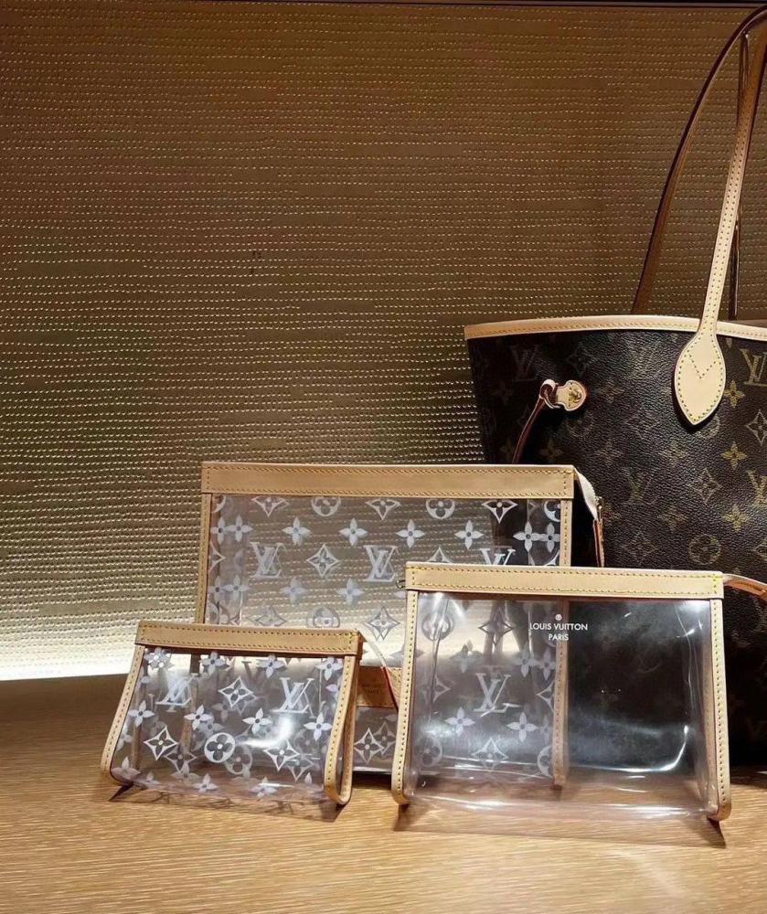باوتش عصري شفاف لويس فيتون للسيدات بشعارات الماركة