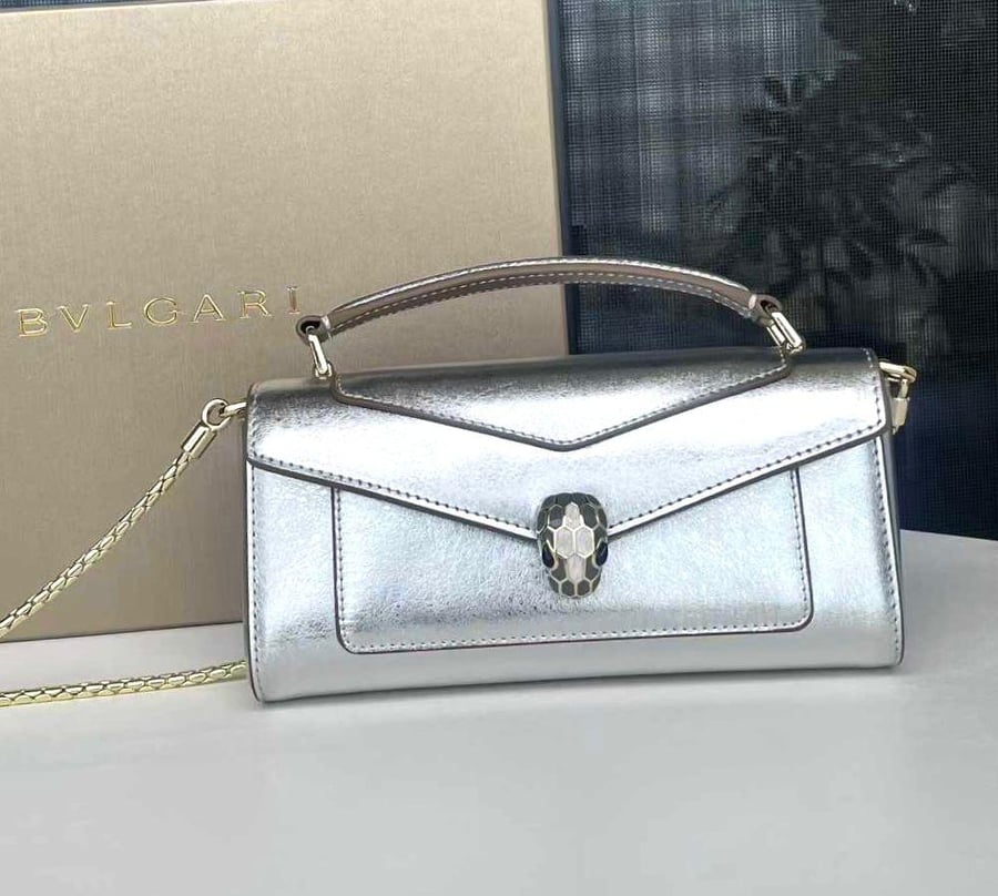 حقيبة فضية Bvlgari سيربنتي فوريفر جلد ناعم