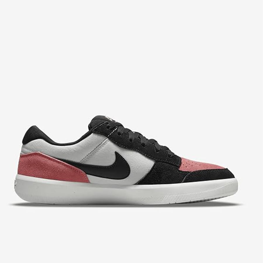حذاء تزلج Nike اس بي فورس بلون وردي أسود وابيض
