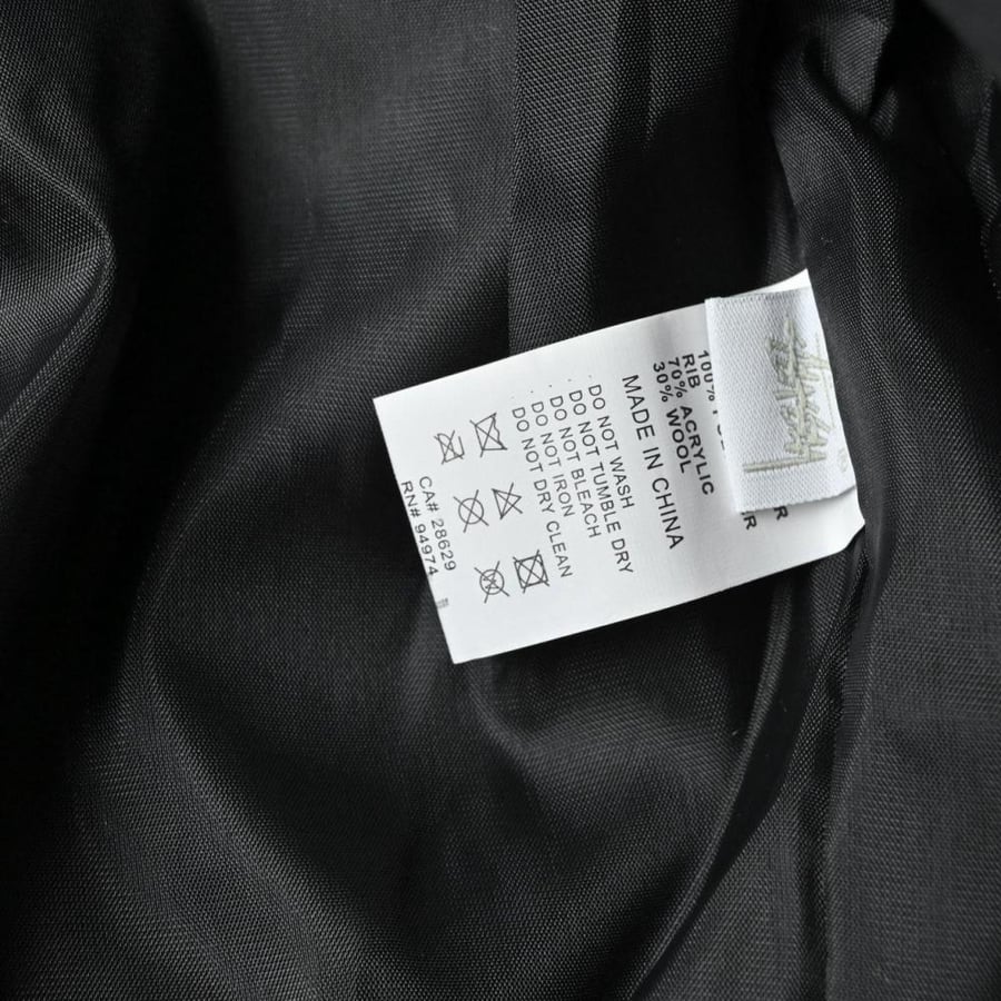 جاكيت رجالي Stussy Sport لون أسود