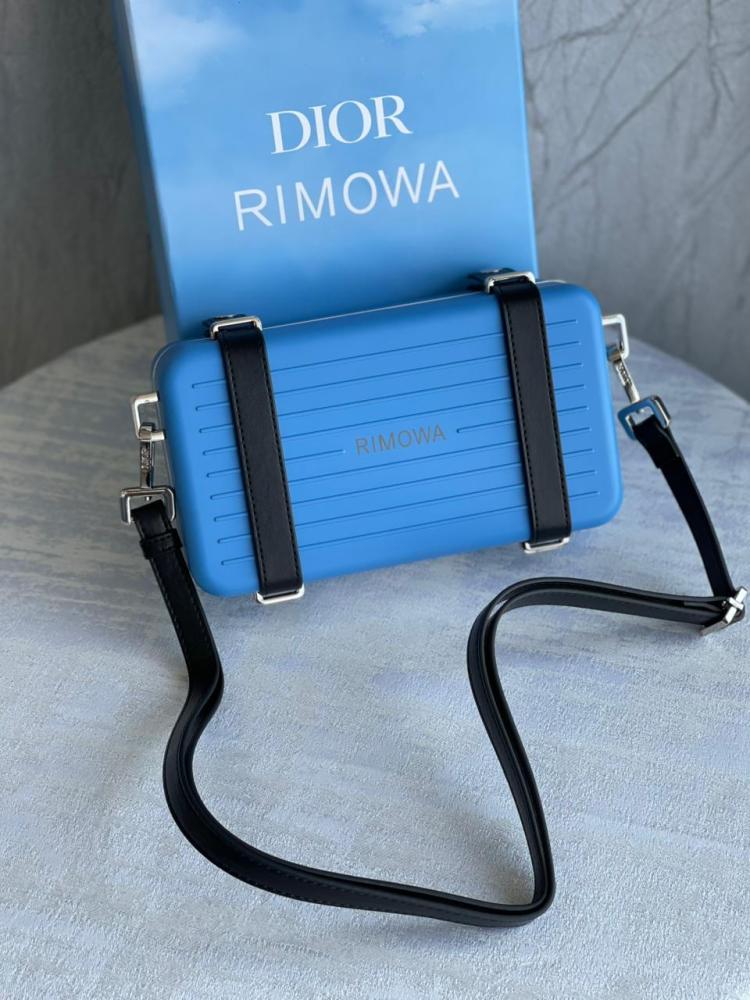 حقيبة كروس فاخرة DIOR RIMOWA ألمونيوم بلون ارزق